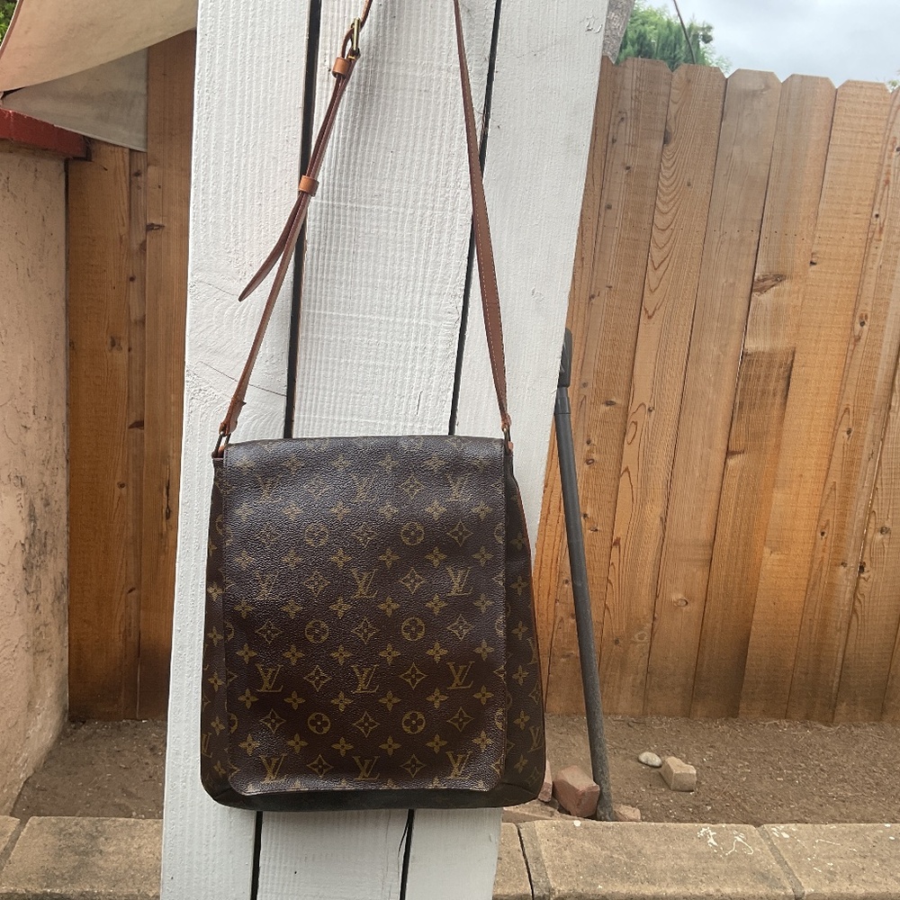 Louis Vuitton Monogram Musette Salsa GM